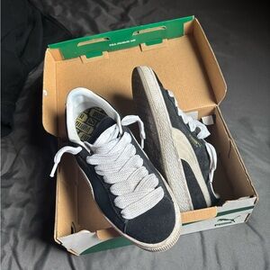Black Suede Pumas